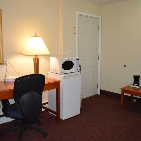 Lincoln Motel Sturgeon Falls Εξωτερικό φωτογραφία