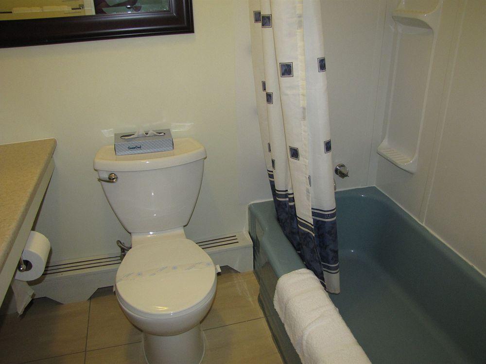 Lincoln Motel Sturgeon Falls Εξωτερικό φωτογραφία
