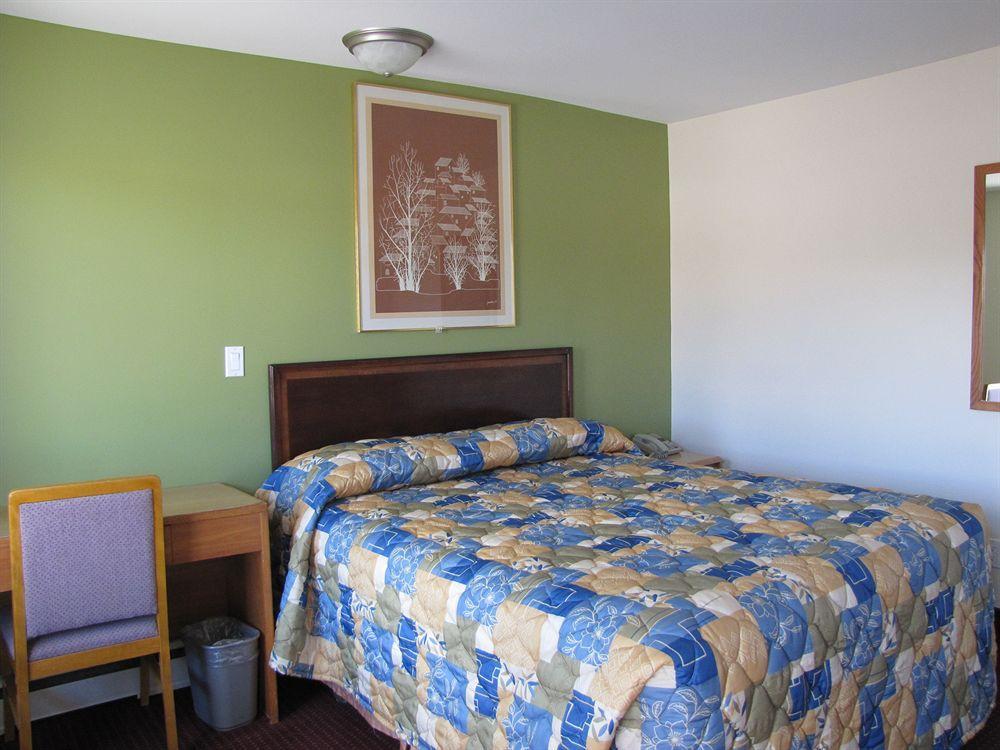 Lincoln Motel Sturgeon Falls Εξωτερικό φωτογραφία