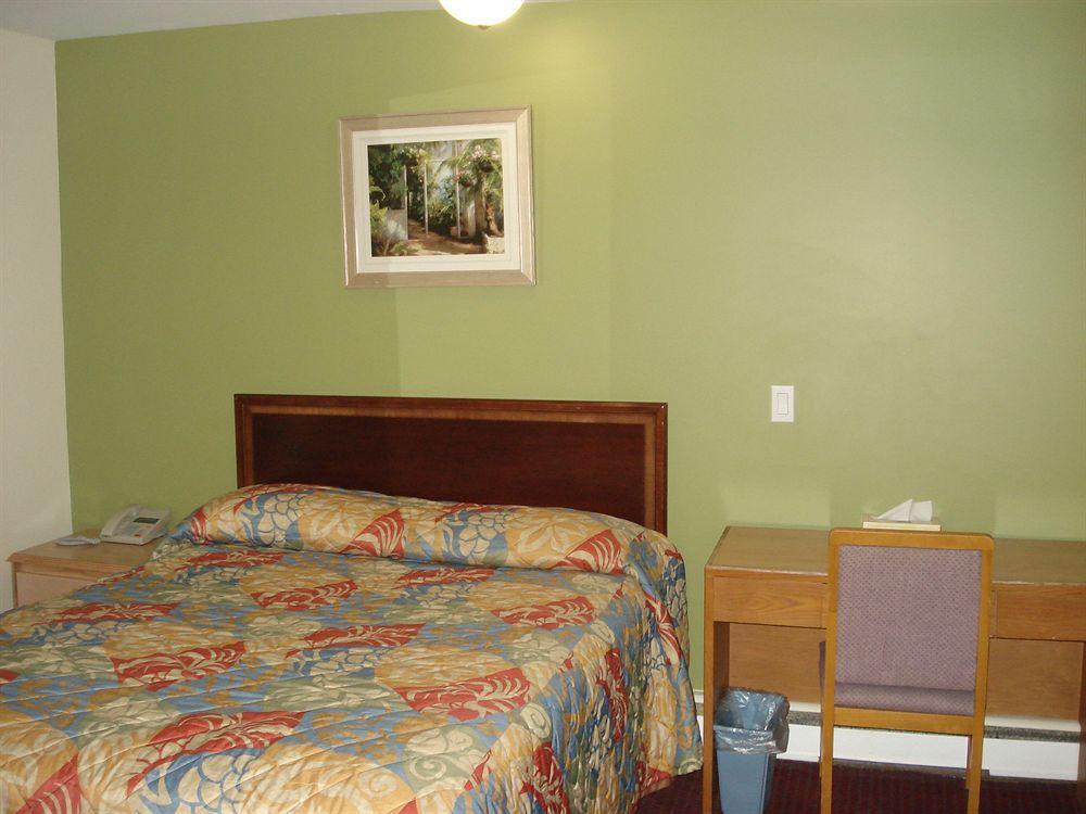 Lincoln Motel Sturgeon Falls Εξωτερικό φωτογραφία