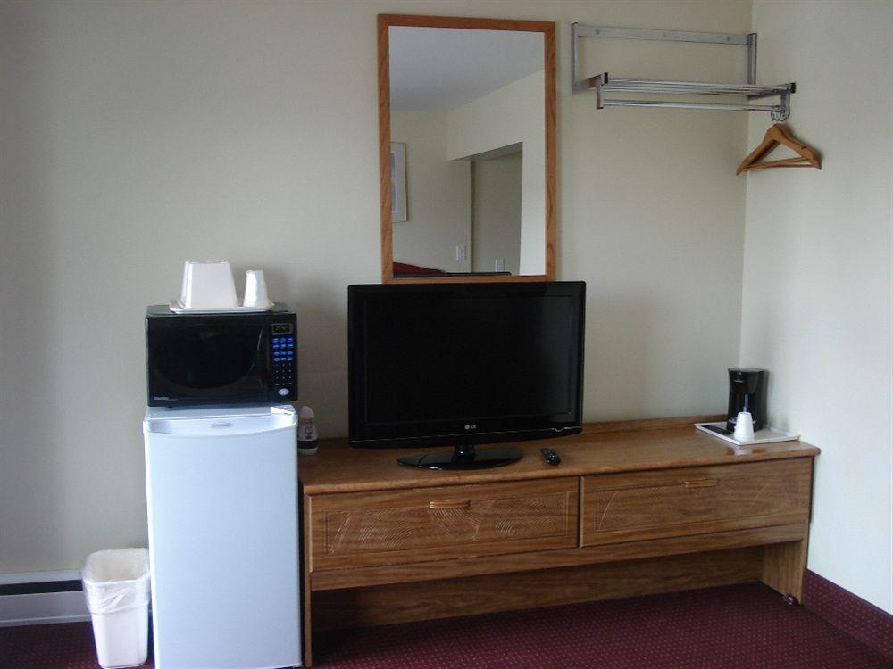 Lincoln Motel Sturgeon Falls Εξωτερικό φωτογραφία