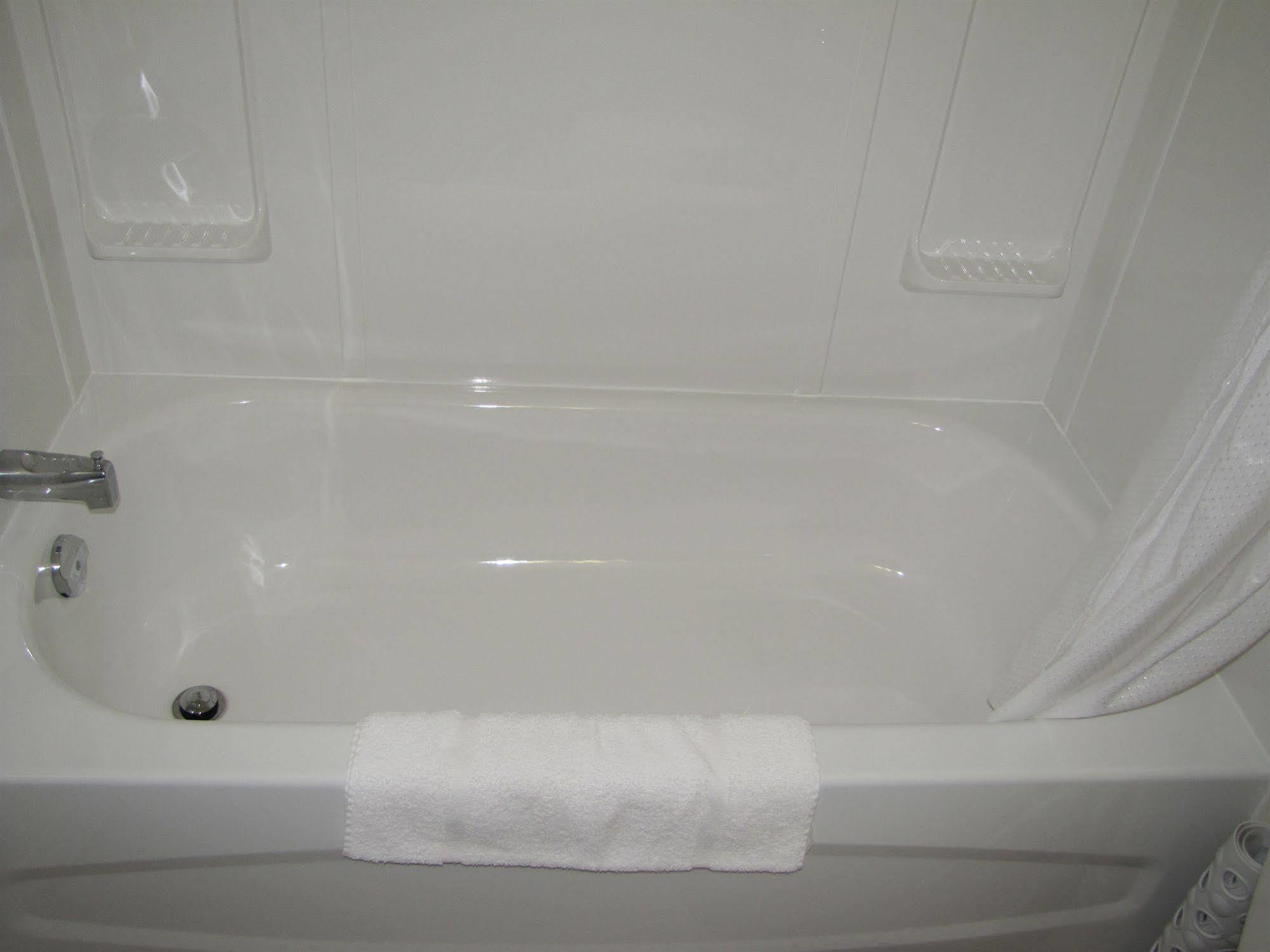 Lincoln Motel Sturgeon Falls Εξωτερικό φωτογραφία