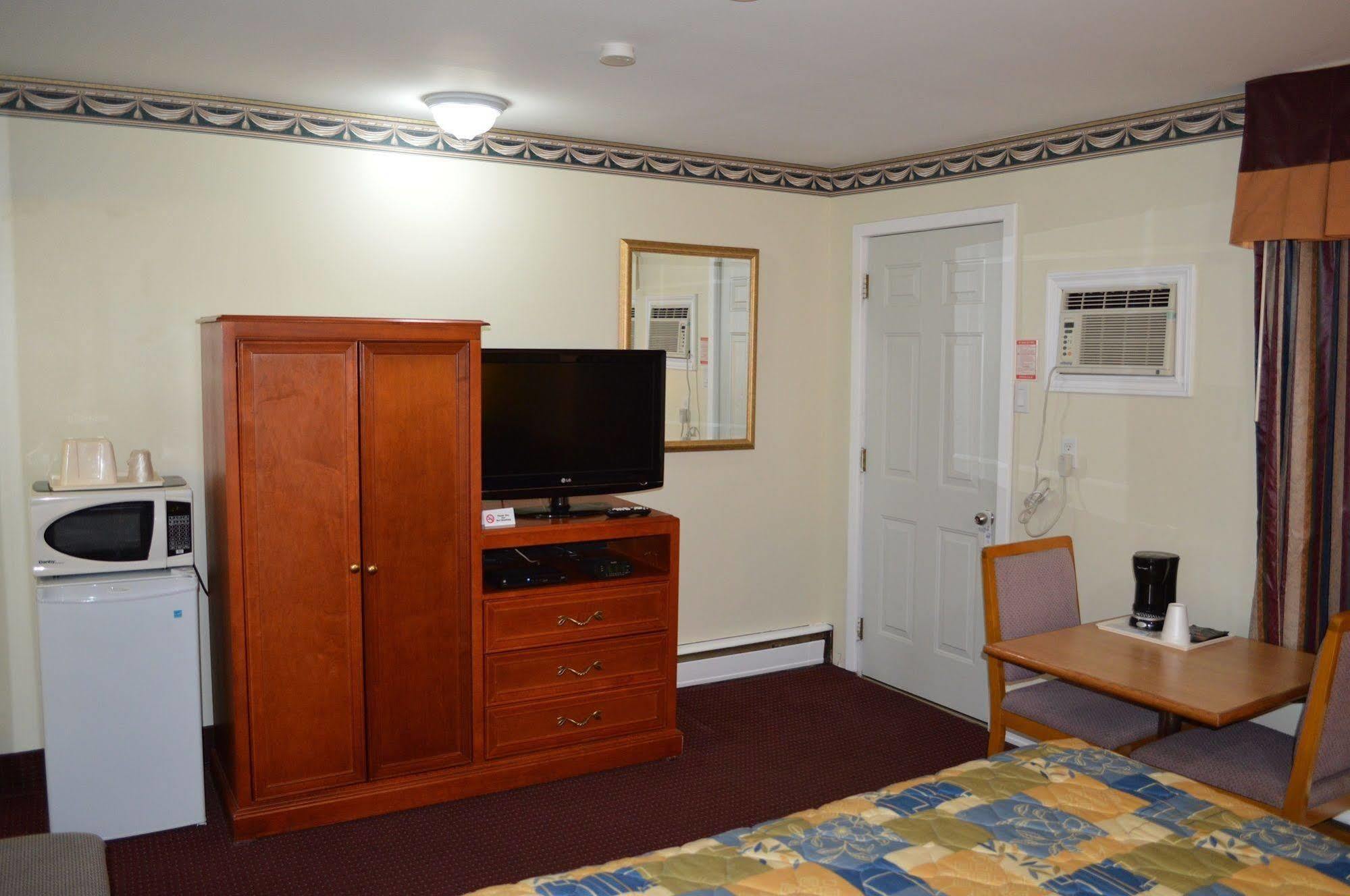Lincoln Motel Sturgeon Falls Εξωτερικό φωτογραφία