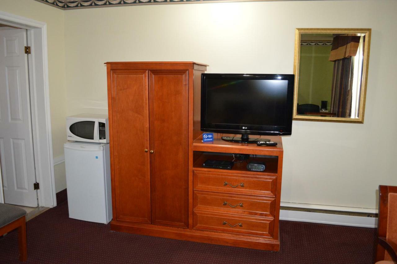 Lincoln Motel Sturgeon Falls Εξωτερικό φωτογραφία
