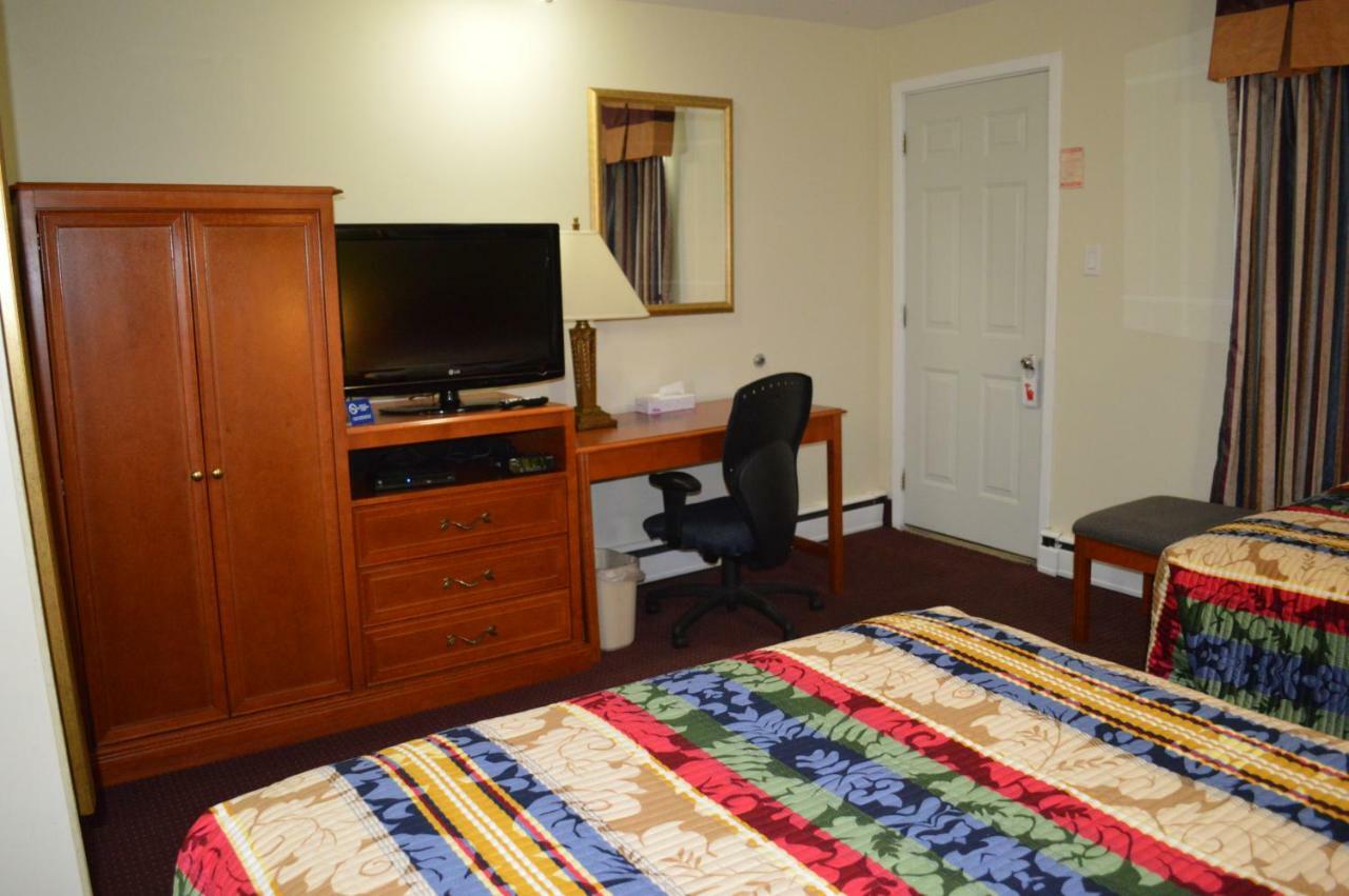 Lincoln Motel Sturgeon Falls Εξωτερικό φωτογραφία