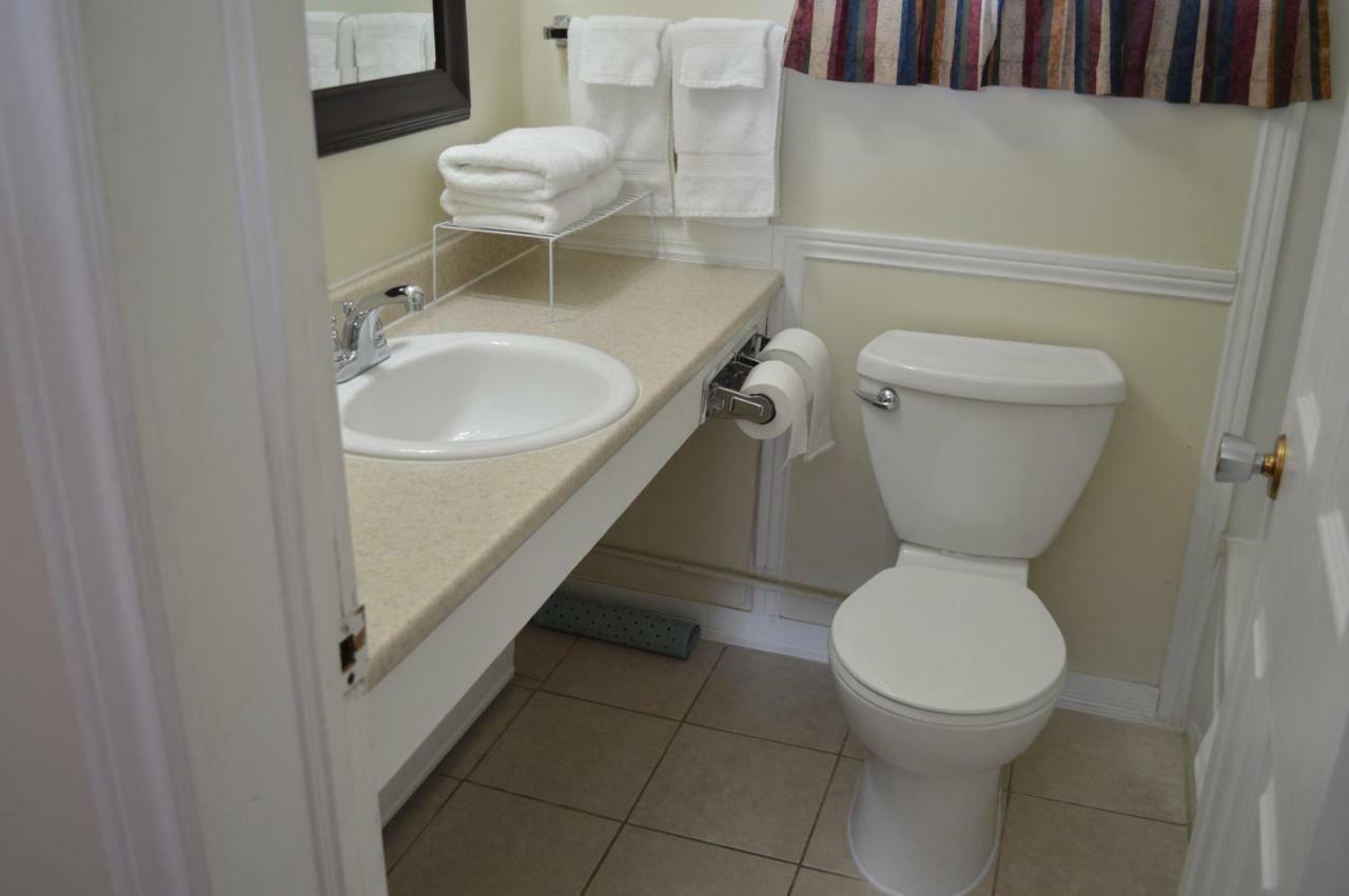 Lincoln Motel Sturgeon Falls Εξωτερικό φωτογραφία